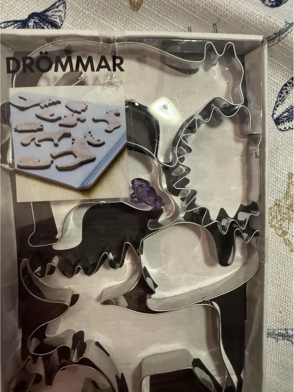 NEW Ikea Drommar Set of 6 Wild Animal Cookie Cutters Boxed Metal